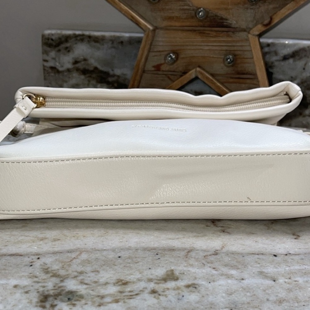 Elizabeth and James Sloane Vegan Crossbody Purse - Picture 3 of 14